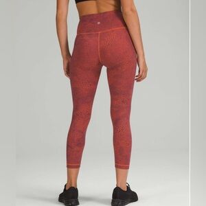 Lululemon Wunder Train HR Crop in Crackle Glaze Vintage Orange Larkspur Size 4